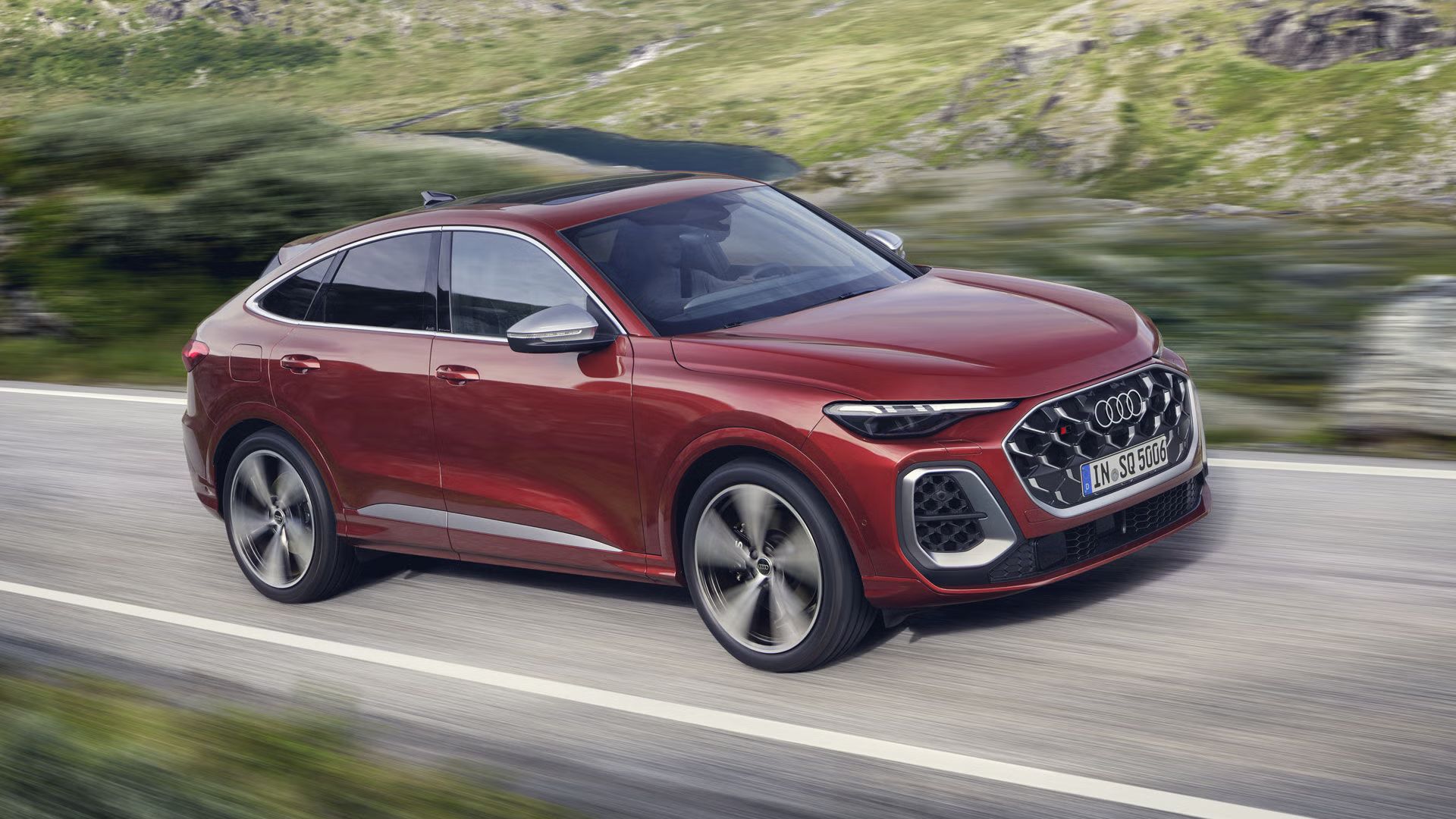 Dynamische Seitenansicht des Audi SQ5 Sportback